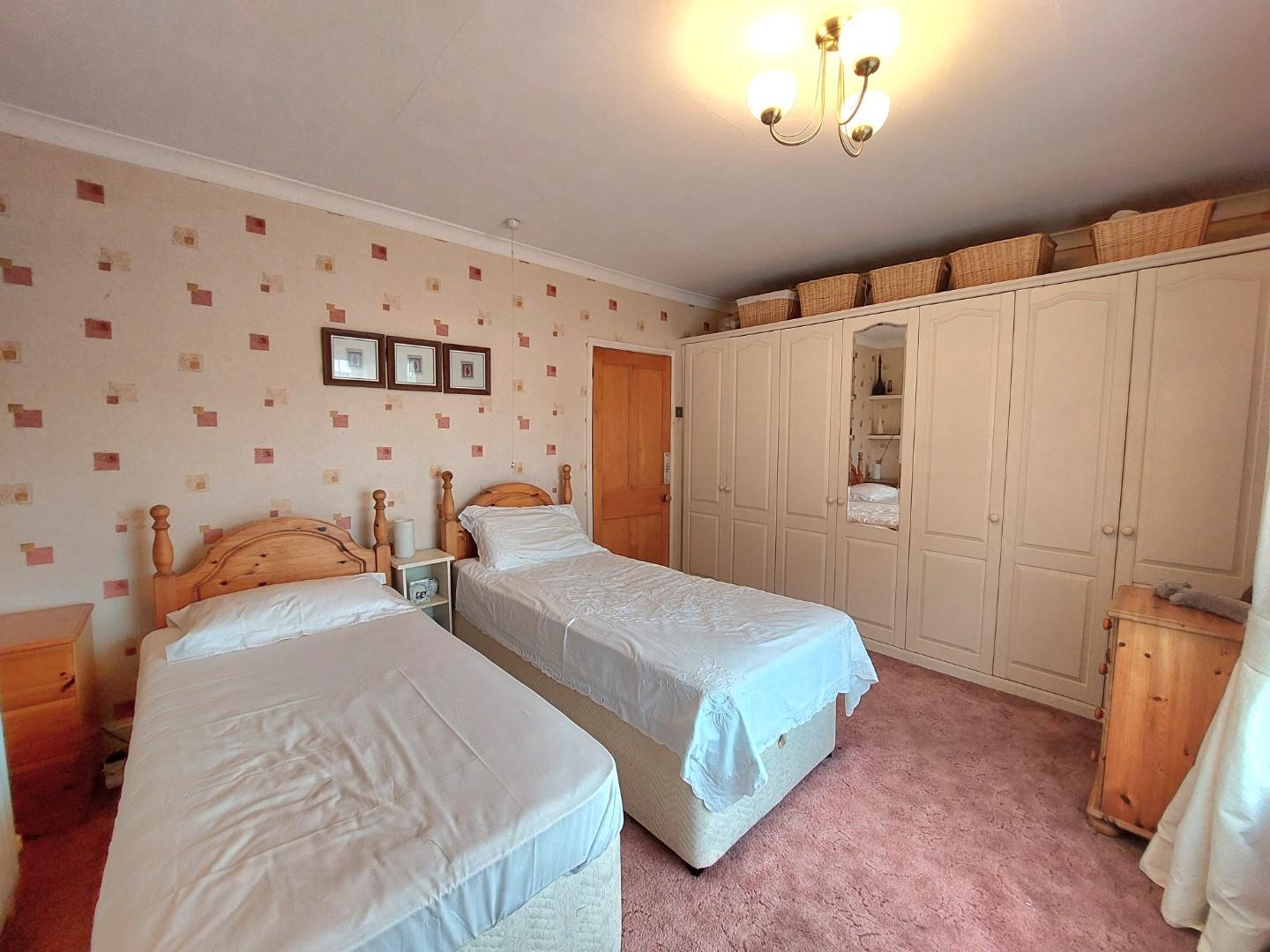 Wellingborough Road, Earls Barton O'Riordan Bond